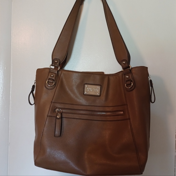 Kenneth Cole Reaction Brown Laptop Messenger Bag - Picture 1 of 12